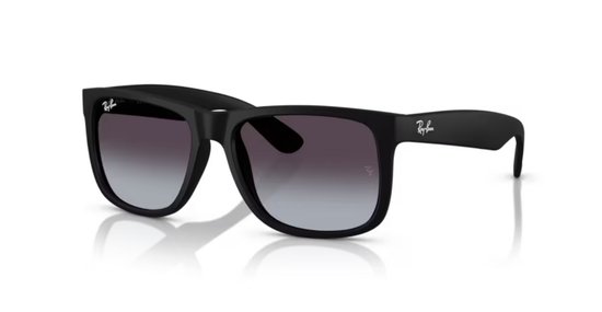 Matzwarte Ray-Ban Justin zonnebril met gradiënt lenzen.