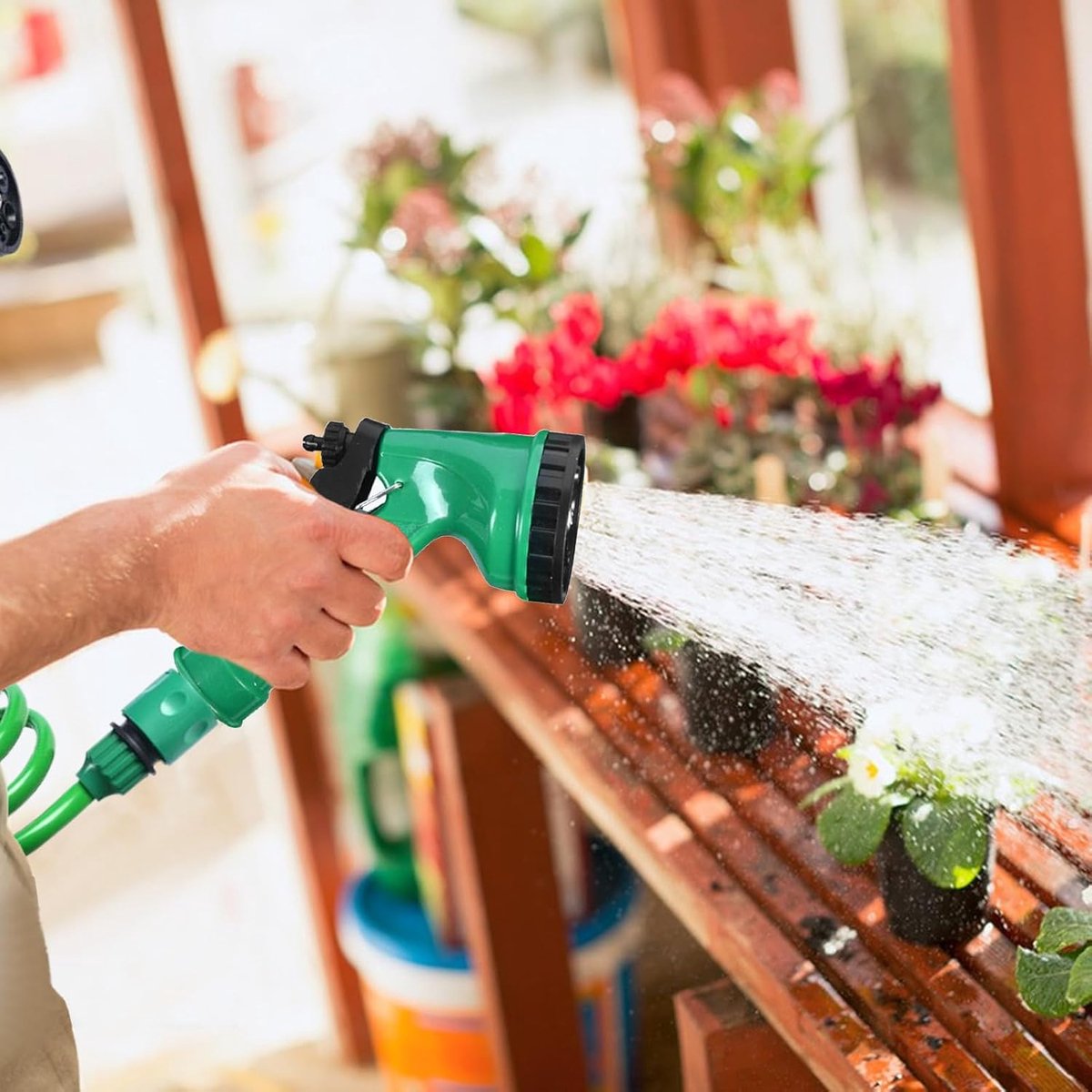 Uitbreidbare Tuinslang - Intrekbare Slang - Tuin Bewateren - Zelf oprollend - 15 Meter - Groen – foto 3