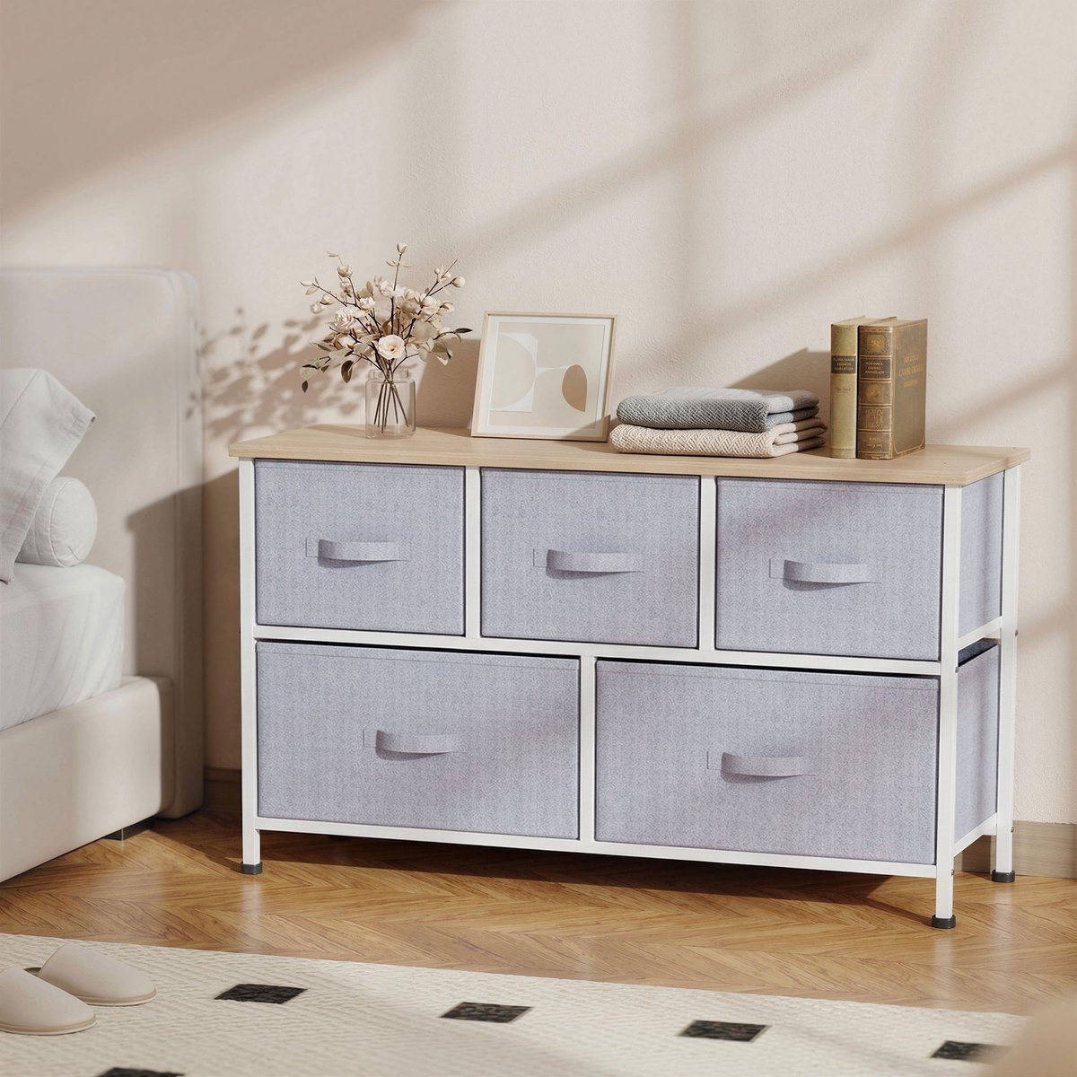 ECTEATOY® Ladekast - TV Meubel met 5 Stoffen Laden - Commode - Slaapkamerkast - Metalen Frame - 100x30x54 cm - Houten Blad - Grijs