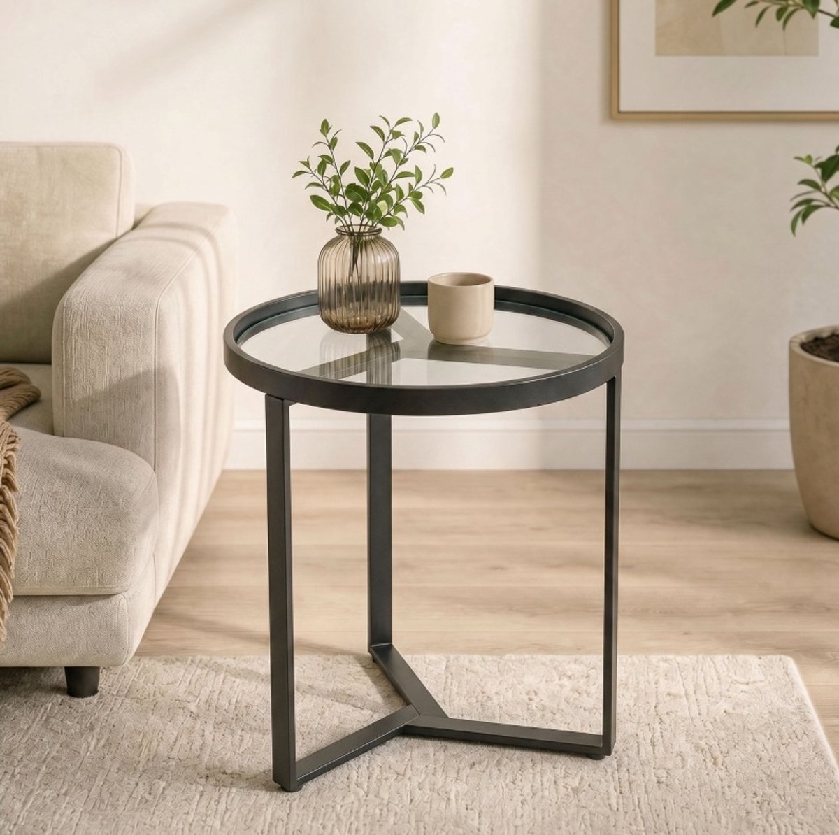 HAUSS SPOLE Bijzettafel - Rond Met Gehard Glazen Blad En Geometrisch Metalen Frame - Compact Voor Woonkamer En Slaapkamer - Zwart - 45x45x50 Cm