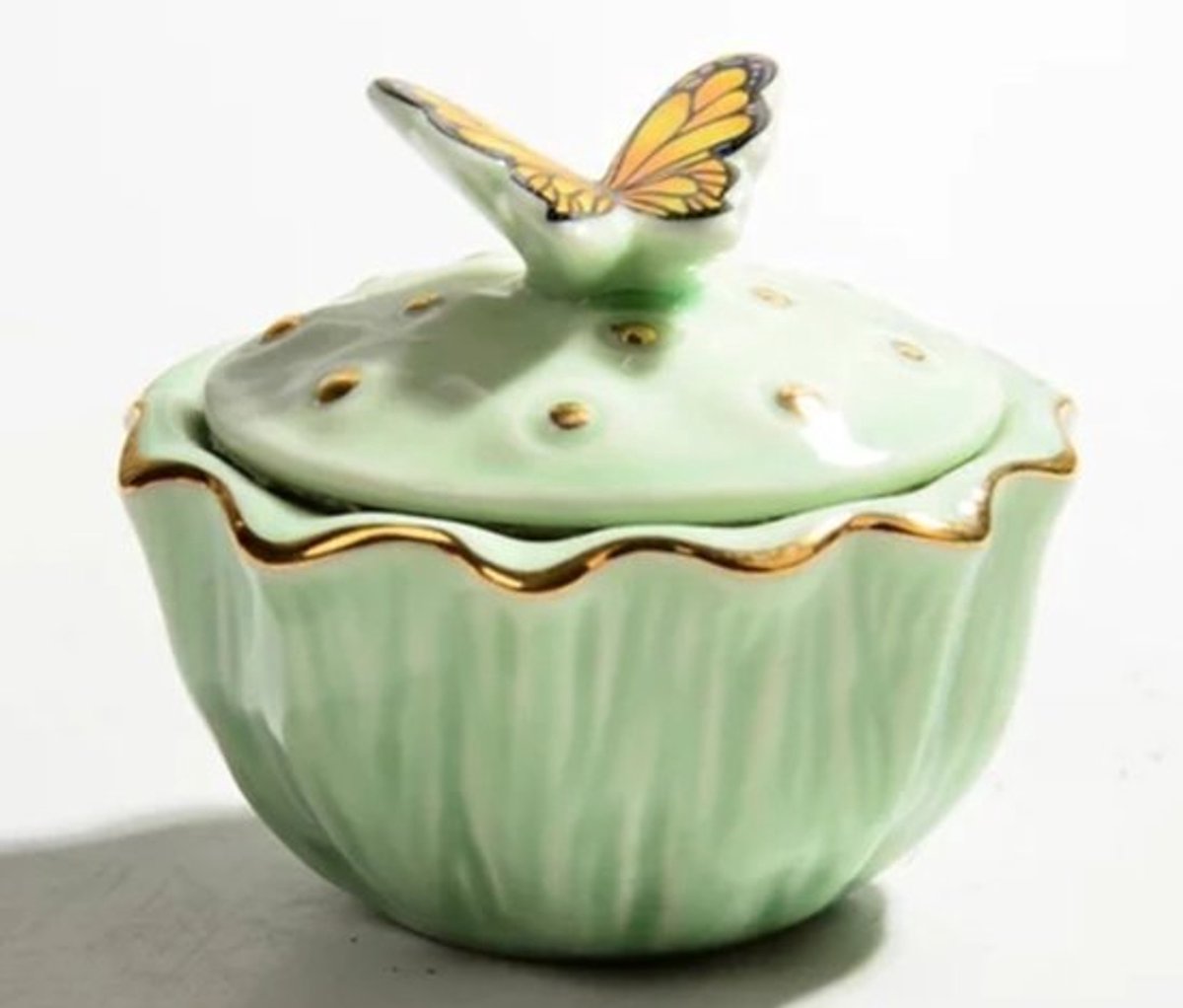 Groene Mini Urn Vlinder, Klein Herinneringsurn Voor Met Symbolisch Vlinderontwerp, Handgemaakt Gedenkobject Om Een Kleine Portie As Te Bewaren