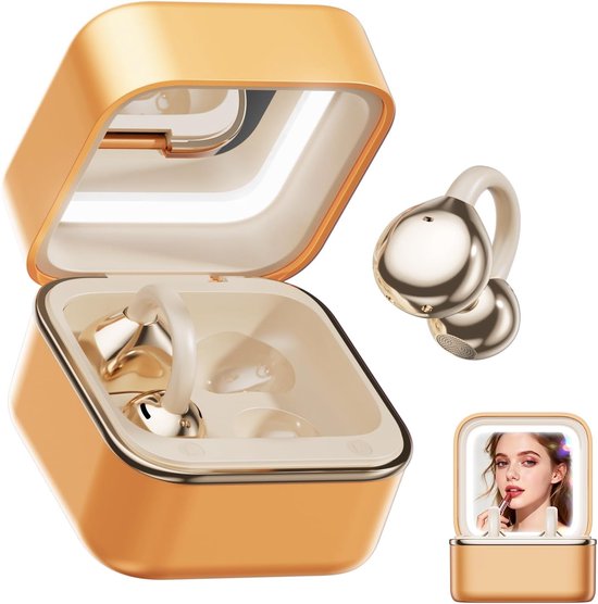 Goudkleurige oordopjes met beige oorhaken, in een open oranje laadcase met spiegel. Ook een klein beeld van een vrouw met make-up.