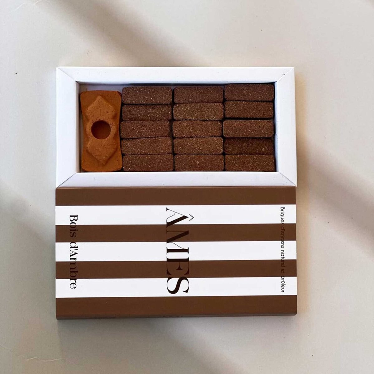 Ames Wierook Amber - Wierookblokjes Set van 15 met Terracotta Houder - Natuurlijke Wierook Cadeau - Âmes