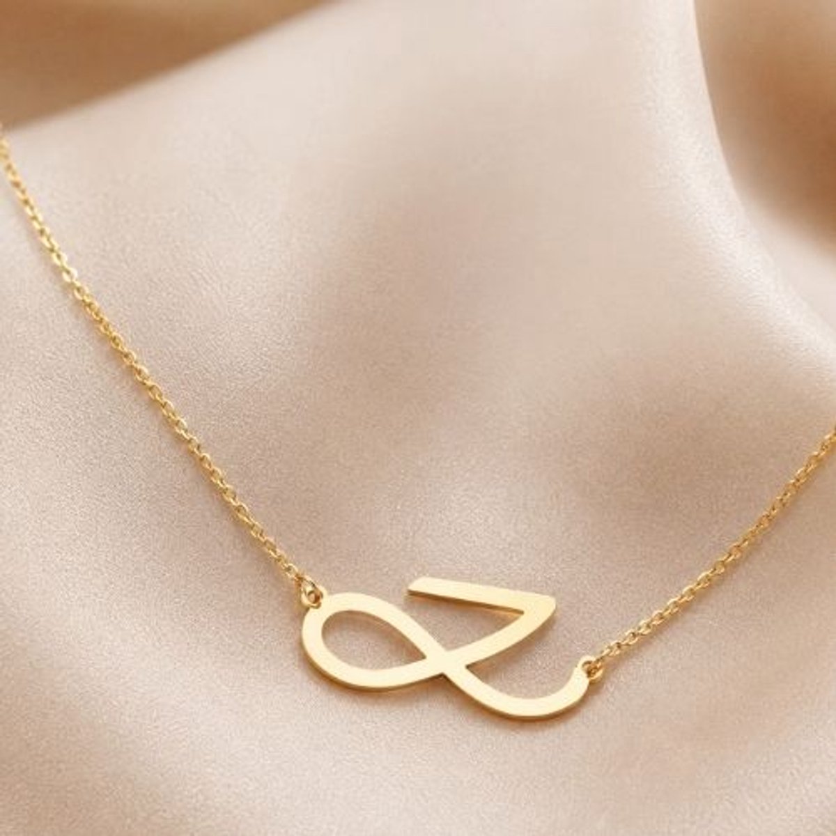 Golden Era Ketting | Goud Ketting 45 cm | K-Pop Geïnspireerde Ketting | Golden Solo Album Geïnspireerde Hanger | Cadeau voor K-Pop Fans | ARMY Sieraden