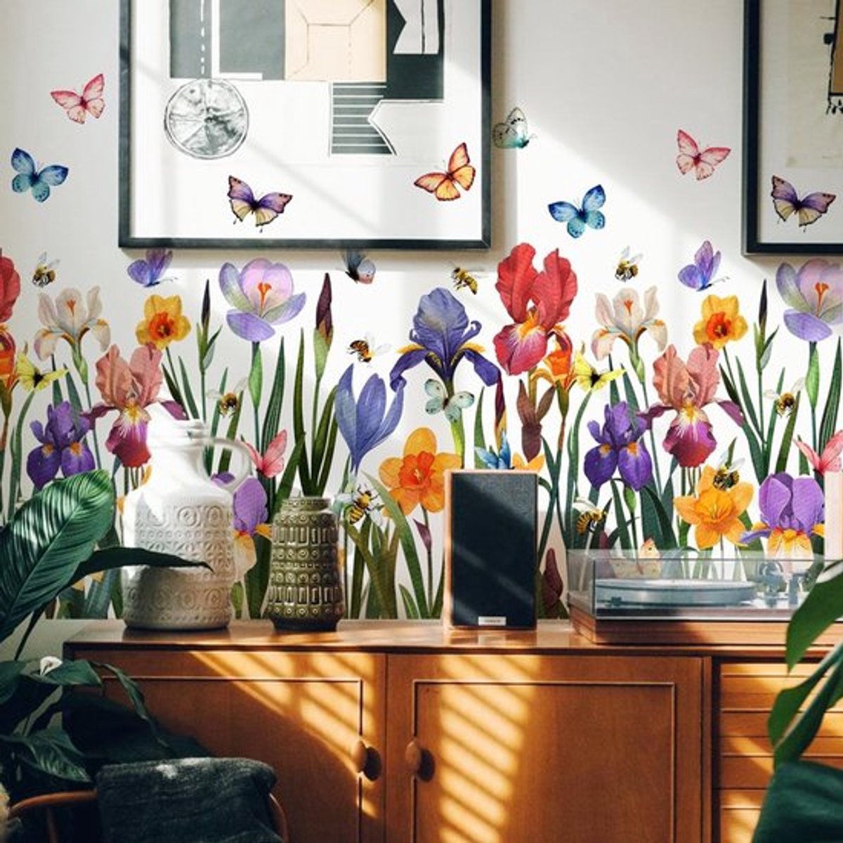 Muurstickers Bloemen - Muurdecoratie Slaapkamer - Wanddecoratie Woonkamer - Muurstickers Vlinders - Verwijderbaar - Zelfklevend