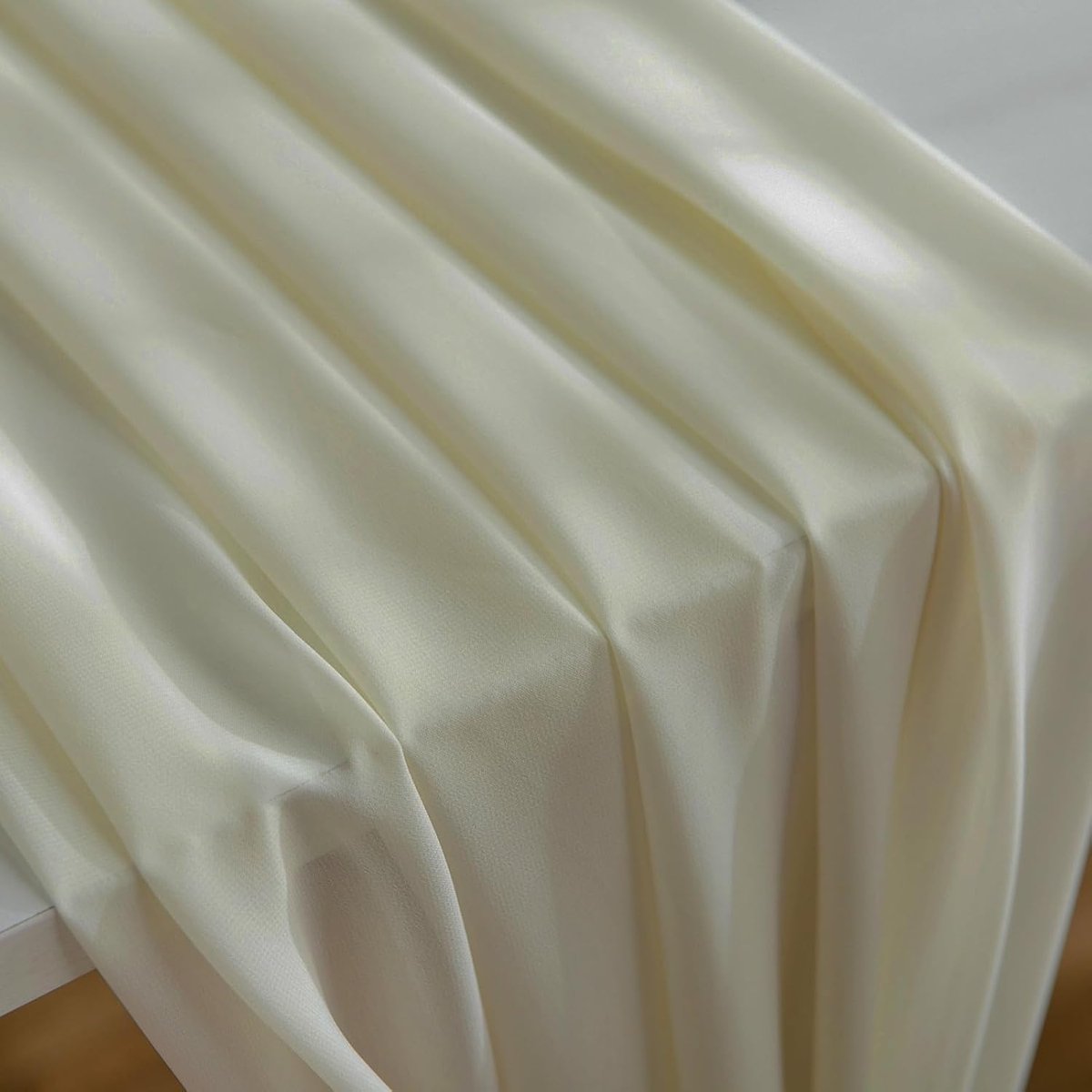 SnelShoppen - Table Runner Beige Chiffon 3m - Tafelloper voor Bruiloften, Verjaardagen, Communie, Tafeldecoratie, Wasbaar, Extra Lang, Soft en Zijdeac