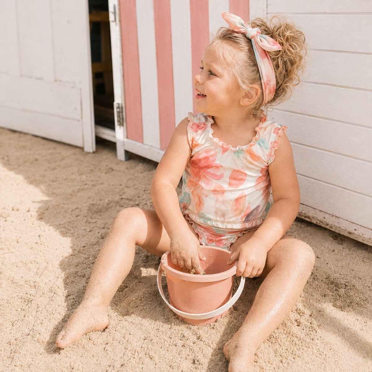 Ducksday - Omkeerbare baby tankini met haarlint - voor meisjes - UPF 50+ - Driedelige zwemset - Bliss - Bloemen - Pastel roze - Maat 92