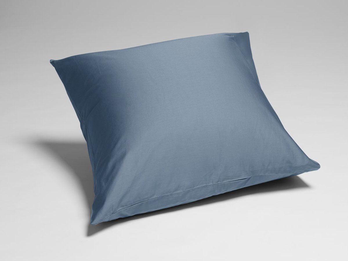Yumeko kussensloop katoen satijn faded blauw 65x65 - Bio, eco & fairtrade - 1 stuk