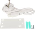 Witte 3-pins stekker met kabel, montageplaat en pluggen.