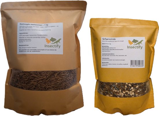 Twee Insectify-verpakkingen: 1kg gedroogde meelwormen en 1kg scharrelmix.