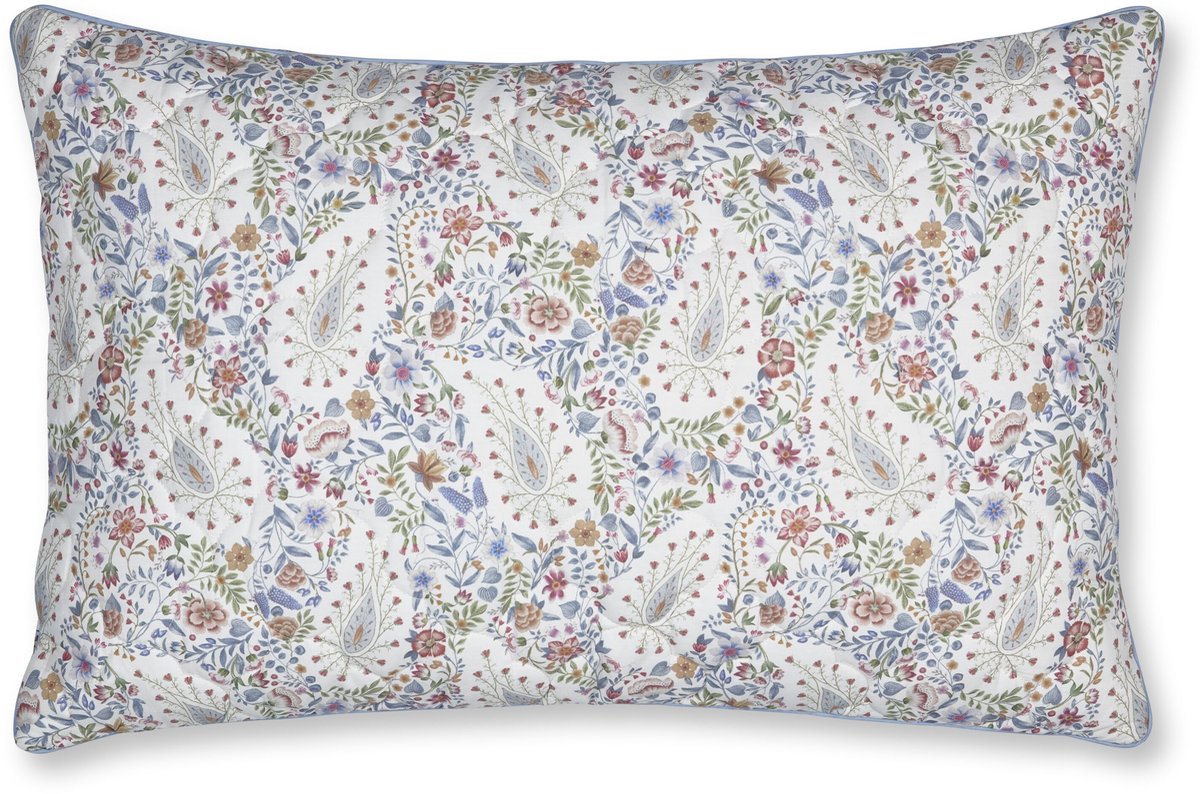 Pip Studio Kairi Bloom Quilted Cushion Sierkussen - 45 x 70 cm cm - Licht blauw