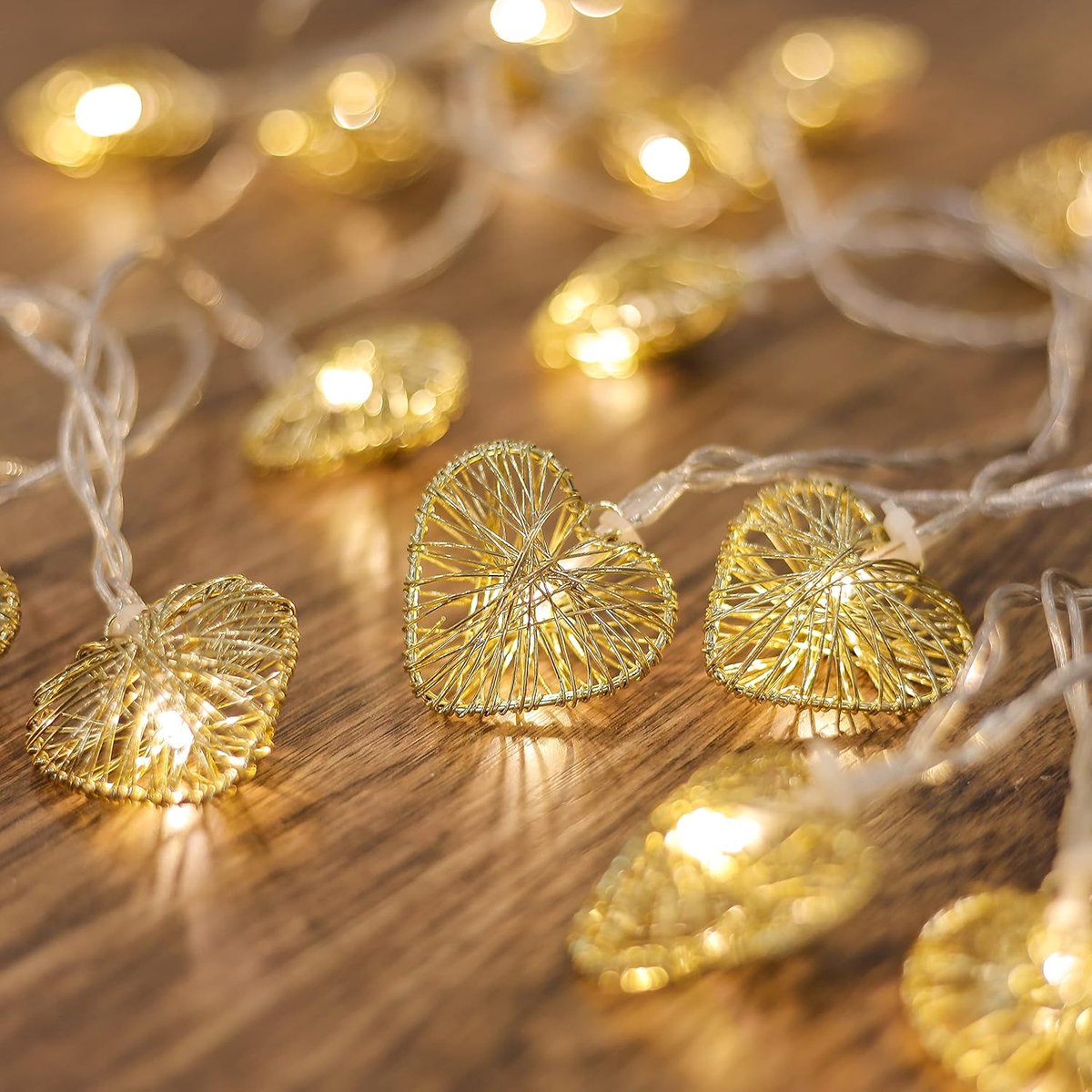 SnelShoppen - 5m LED Sfeerverlichting met Batterij en Timer - Warm Witte Gouden Hart Decoratie voor Bruiloften, Verjaardagen, Kinderen en Feestjes