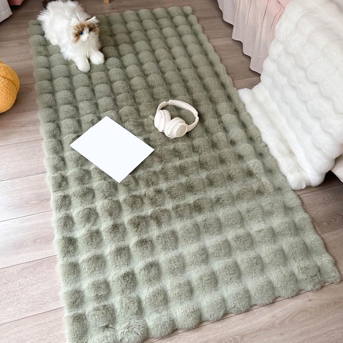 1 Pluche vloerkleed met bubbelstructuur - 60 × 160 cm - Opvouwbaar - Zacht en comfortabel - Geschikt voor woonkamer, naast het bed en kleedkamer - Groen
