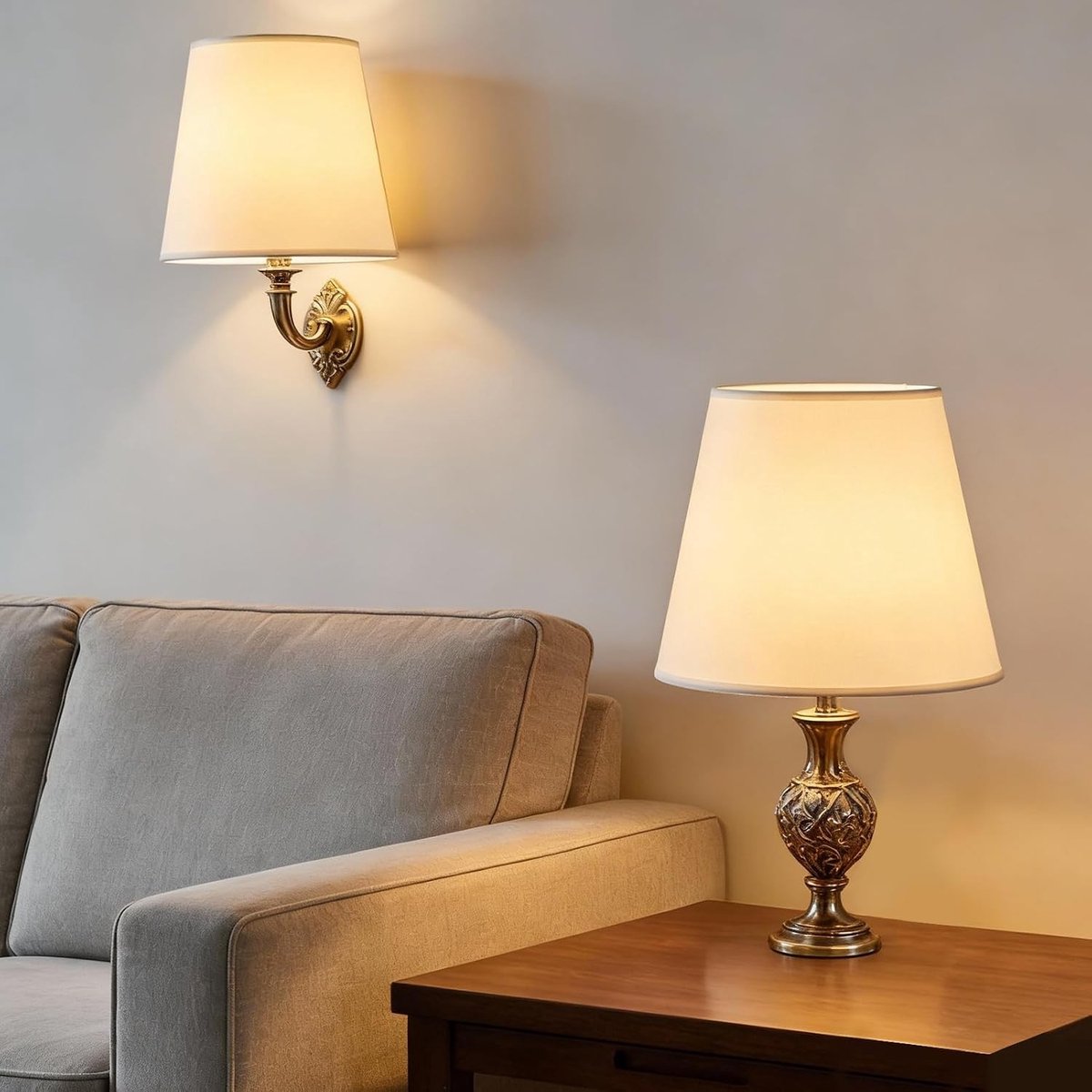 Set van 2 Kleine Witte Lampenkappen E14 voor Chandelier, Wandlamp en Vloerlamp - 15 x 14 x 11 cm, Scandinavisch Design, Stijlvolle Verlichting