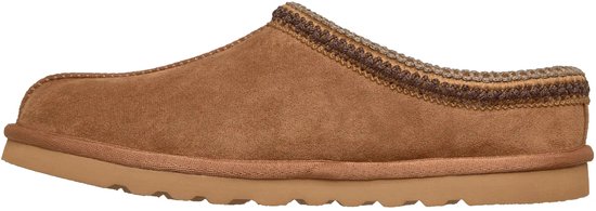 Bruine suède pantoffel met gebreide rand en rubberen zool.