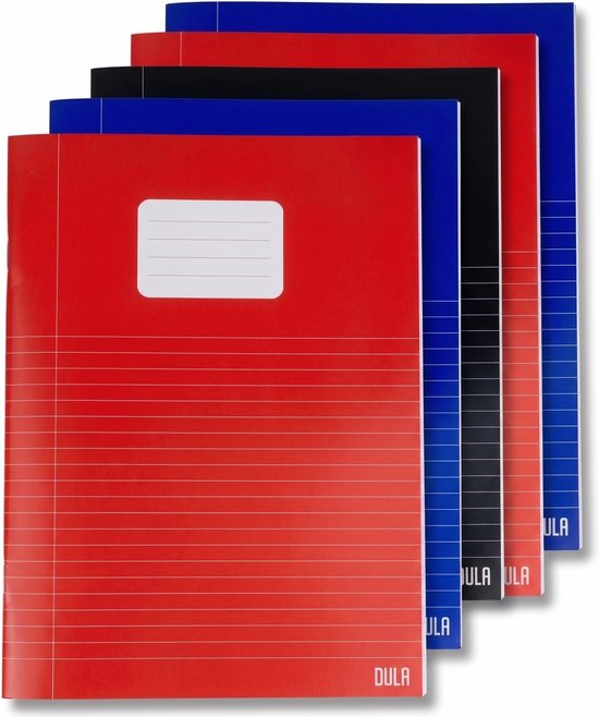 Vijf DULA schriften in rood, blauw en zwart. Gelinieerd papier met een wit label op de voorkant van het rode schrift.