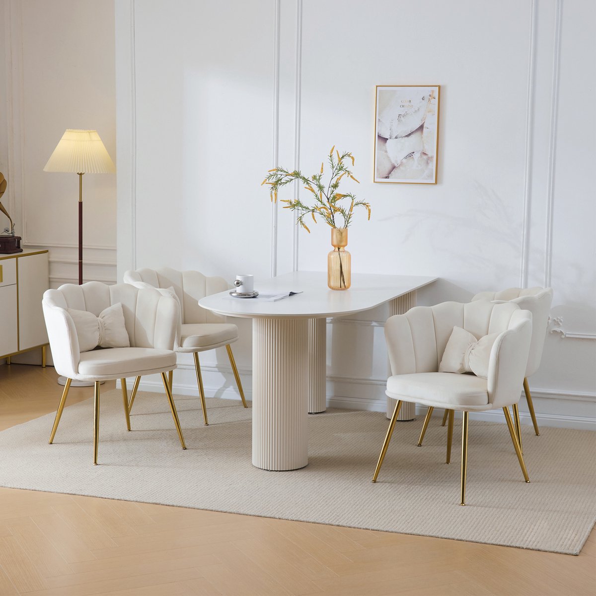 REDOM - Fauteuil - Set van 4 - Bloemblaadjesrugleuning met kussen - Met armleuningen - Metalen poten - Velvet - Beige - 63 x 58 x 77 cm