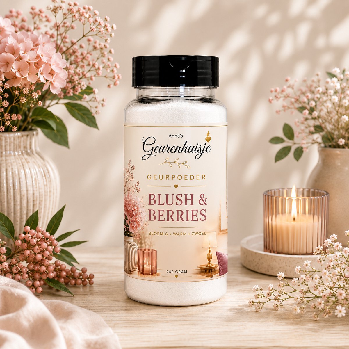 Geurpoeder Blush & Berries - Geinspireerd op bekend parfum - Handmade - Voor Tapijt, Bank, Auto, Camper, Caravan & Stofzuiger - 240 gram - dierproefvrij - verfrissend - langdurige geurafgifte