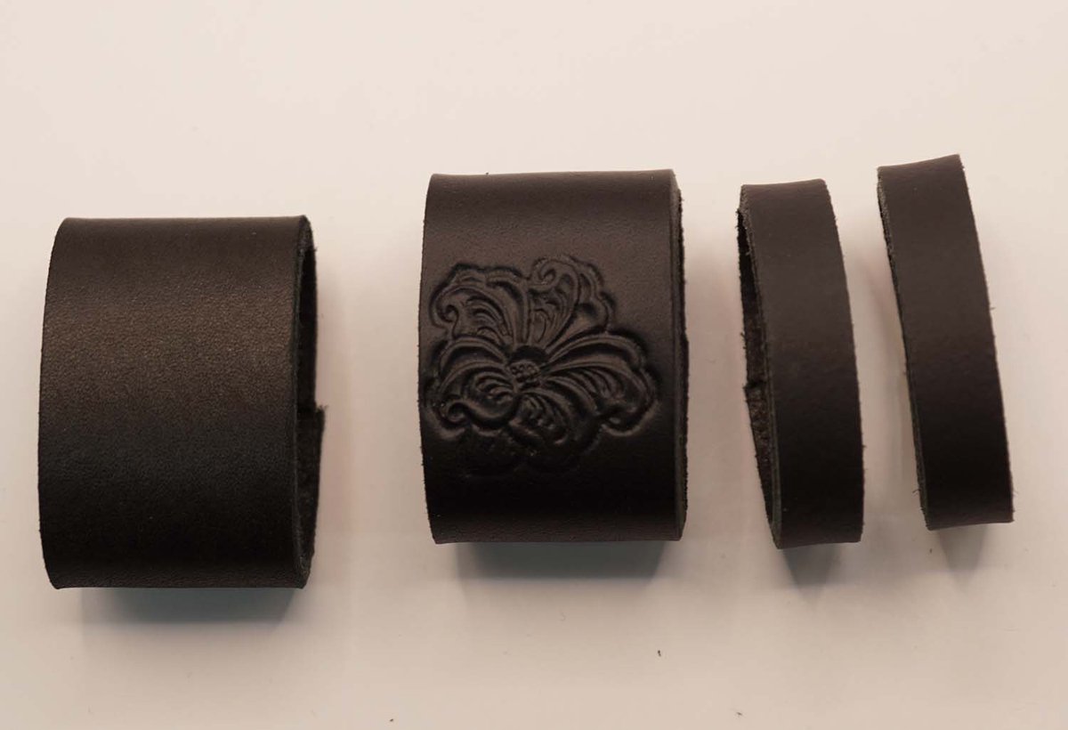 4 Lederen riem lusjes voor broekriem van 4 cm breed, 1x zwart met lus breedte 3 cm en 2x zwart met lus breedte 1 cm en 1x bloem met lus breedte 3 cm - zwarte leren lusje vervangen voor lederen broekriem - riem repareren nieuw lusje