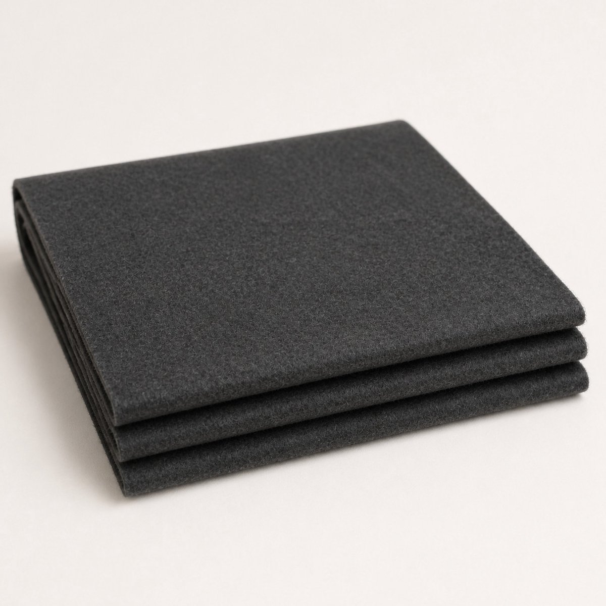 Wollen wiegdeken / babydeken 70x100 cm – 100% wol – Donkergrijs