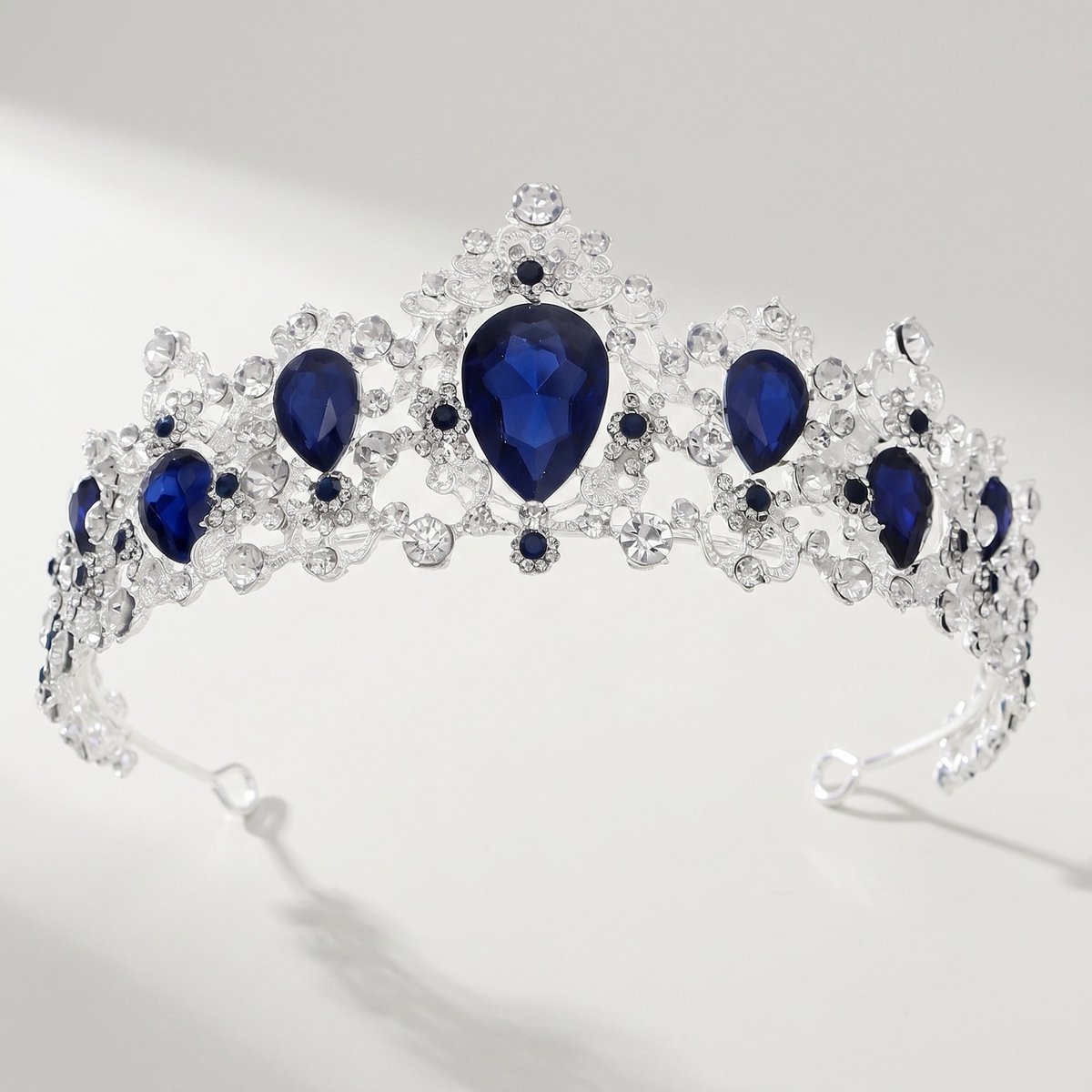 Kroon voor dames-Prinsessenkroon-Diadeem-Kroon-Strass-Elegant en Duurzaam - Geschikt voor Verschillende Gelegenheden-Haarsieraad- Zilverblauwe diamant