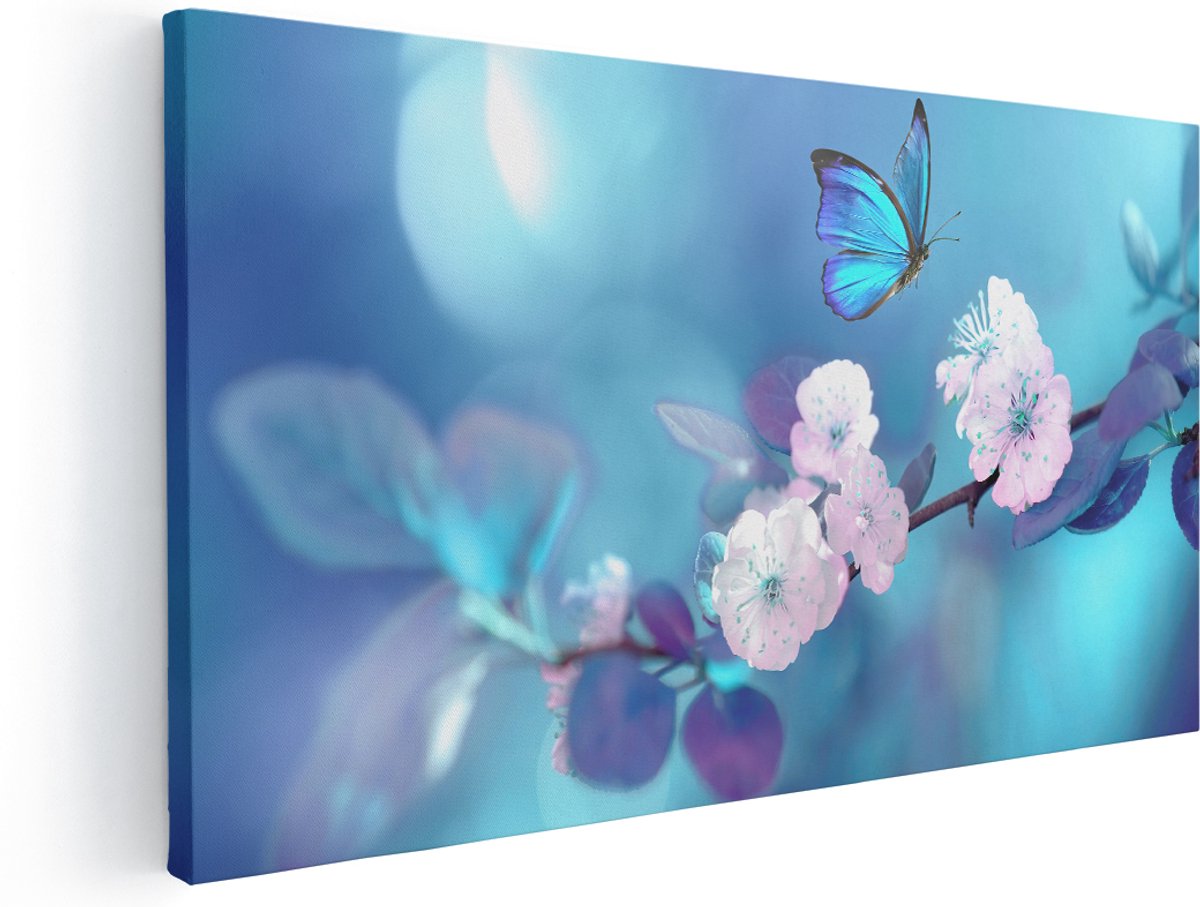Artaza Canvas Schilderij Blauwe Vlinder Bij Een Roze Bloem - 140x70 cm - Groot - Wanddecoratie Woonkamer - Schilderijen - Muurdecoratie