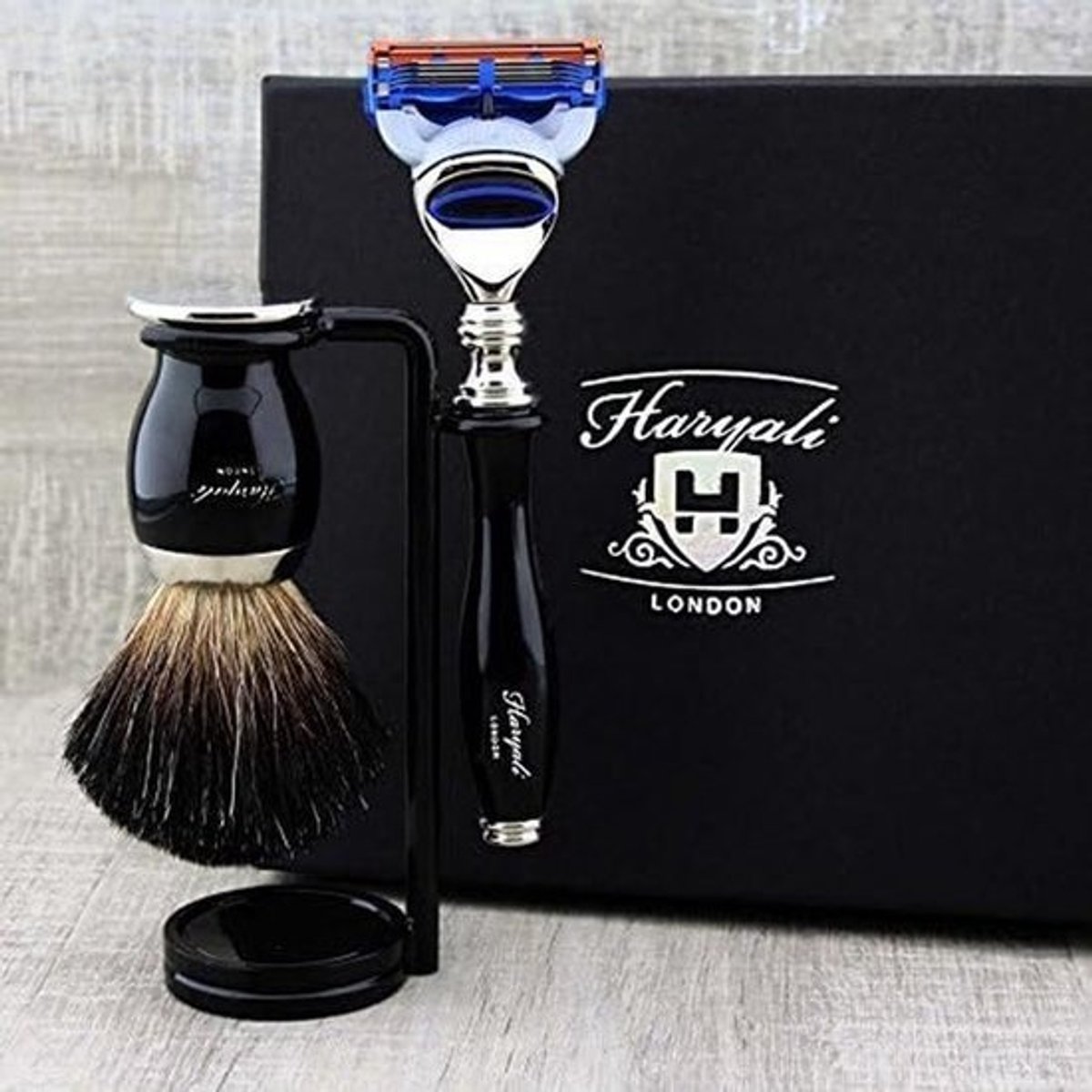 Luxe 3-Delig Scheerset Heren: Veiligheidsscheermes, Scheerkwast & Standaard