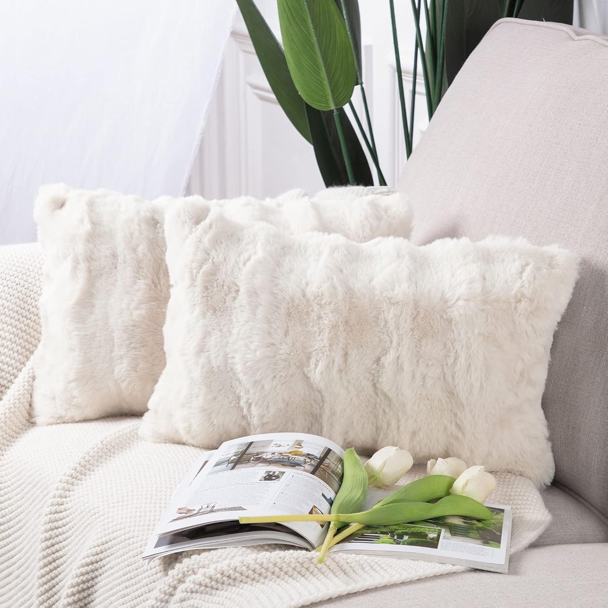 SnelShoppen - Set van 2 Dikke Pluche Faux Wol Decoratieve Zachte Kussenslopen 30x50 cm Crème Wit voor Bank en Slaapkamer