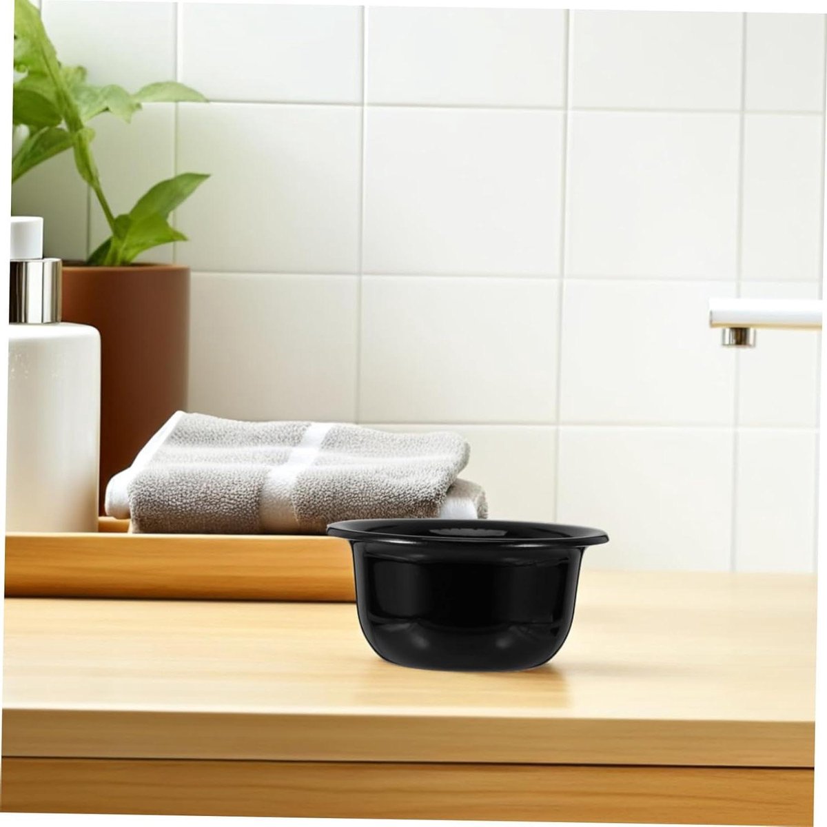 Scheerkom Plastic - Scheerbakje Scheerbeker - Schuim Maken - Comfortabele Grip - 9x9x4.2cm - Zwart
