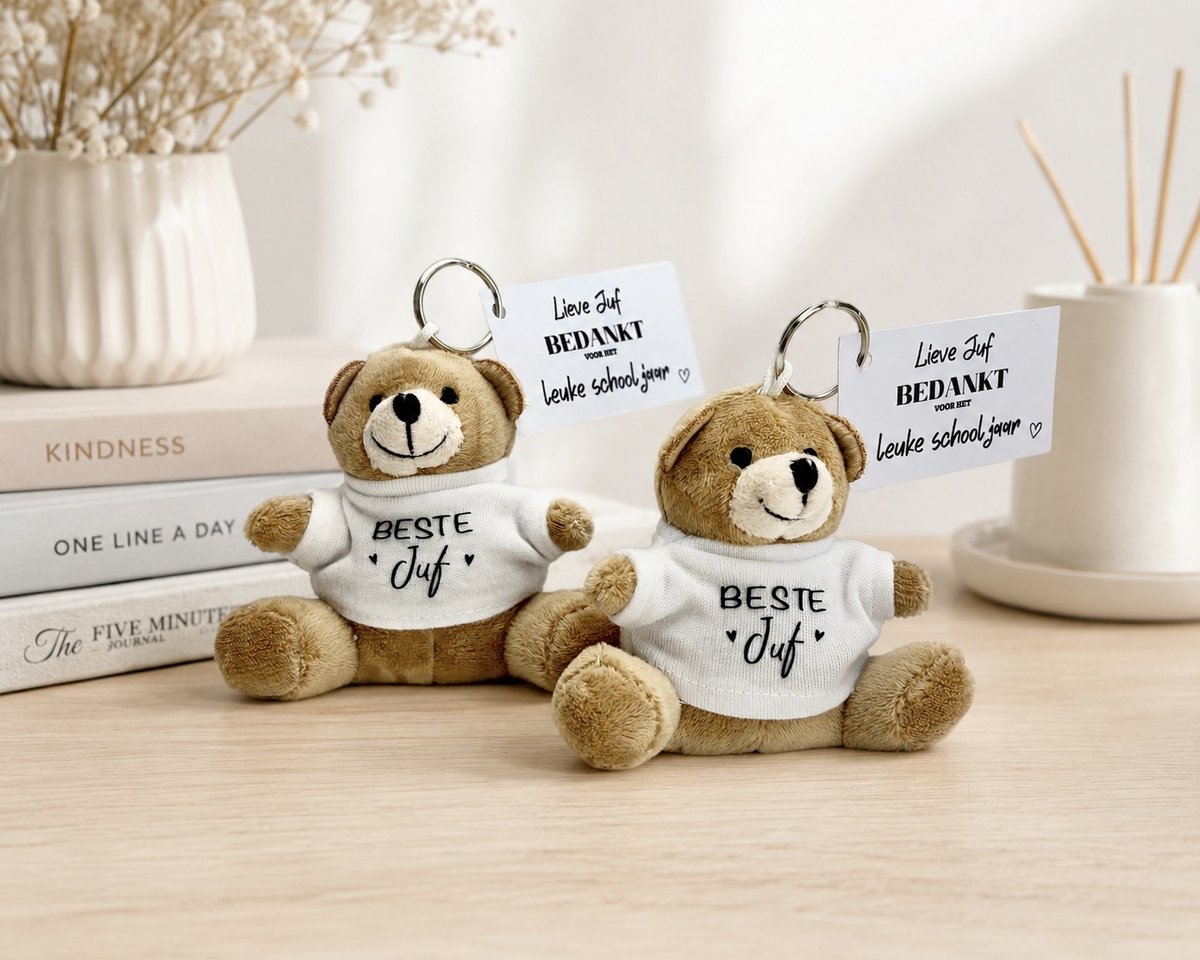 2 Sleutelhangers | Juf Cadeau | Beertjes | Beste Juf | Einde Schooljaar | Bedankt Juf | Juf Bedankje