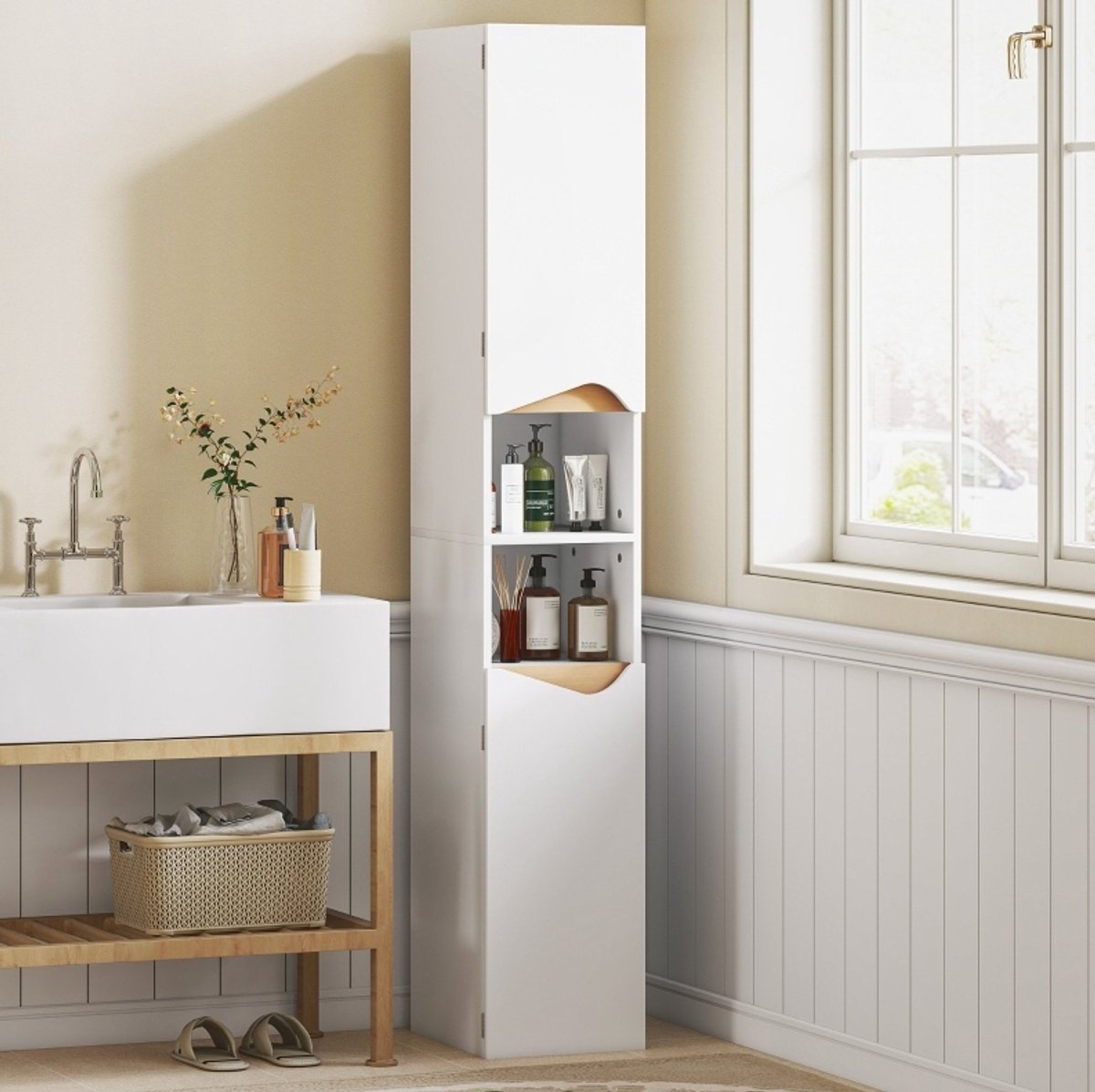 MEUNIQ smalle badkamerkast 30 x 34,6 x 180,5 cm met 2 deuren, 2 open vakken en verstelbare