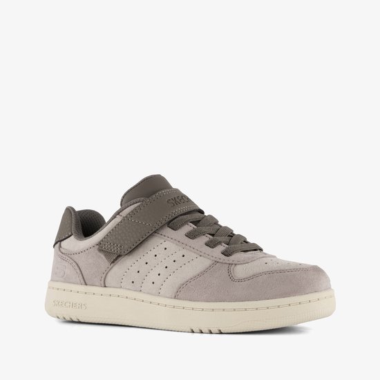 Grijze Skechers sneaker met klittenbandsluiting en veters, met beige zool.