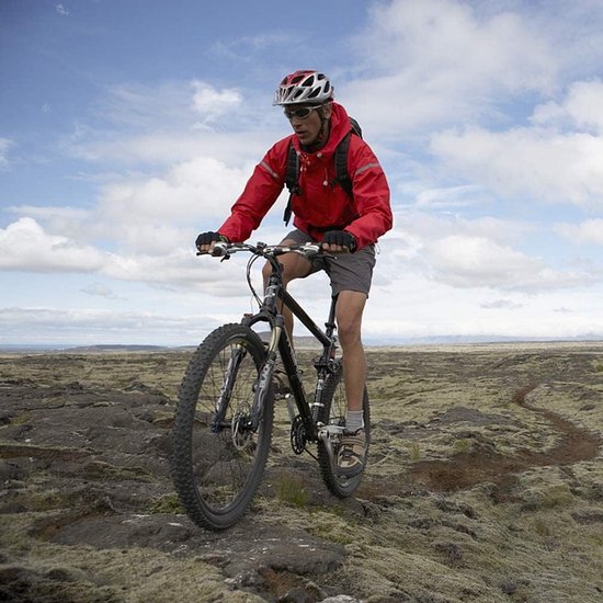 Lichtgewicht Carbon Bidonhouder Fiets - Sterk en Duurzaam Fietsaccessoire - Set van 2 — afbeelding 5