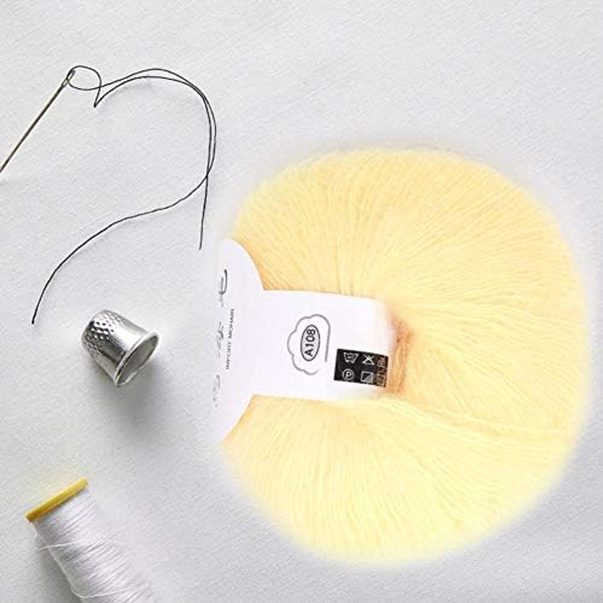 Wolgaren voor breien, zachte mohair Angora lange garen voor DIY sjaal creatie met haak lichtgeel