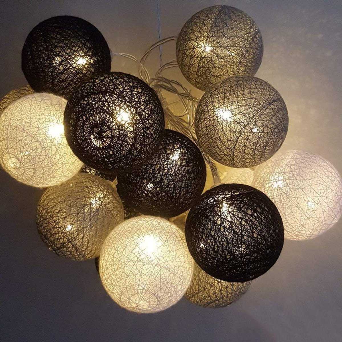 SnelShoppen - Cotton Ball Fairy Lights 20 LED Sfeerverlichting met Stekker voor Kinderkamer, Slaapkamer, Kerst, Bruiloft, Feest - Grijs