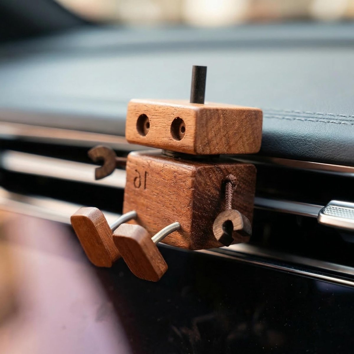 Houten Wobbelfiguur Auto Luchtverfrisser met 3 Geuren - Lavendel, Healtonn, Jasmijn, Handgemaakte Houten Auto Decoratie en Geurverspreider