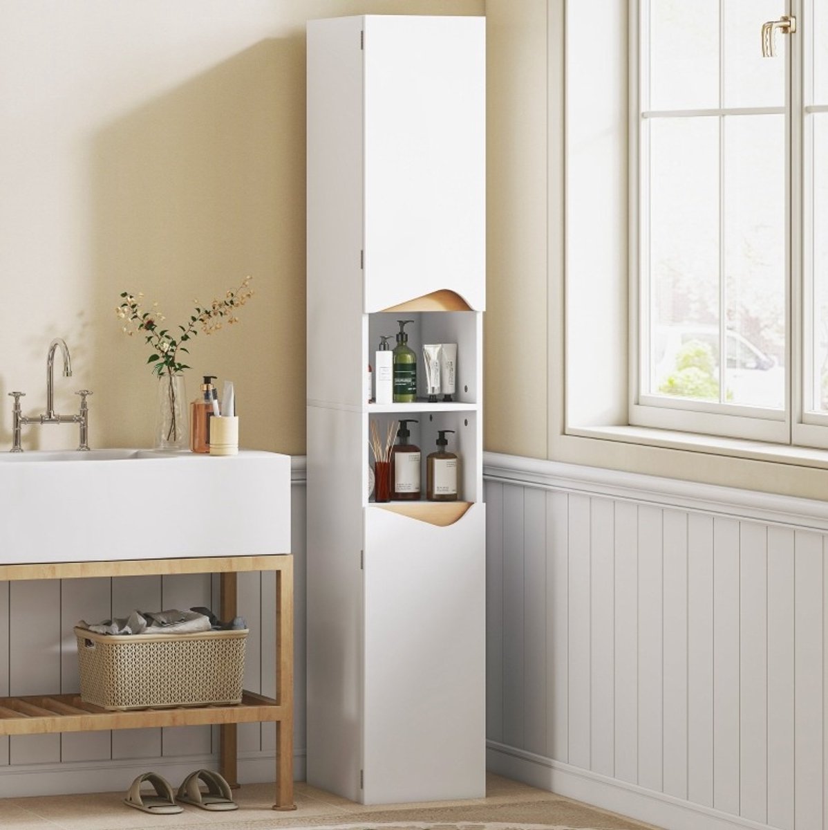 COVREO Badkamerkast 30 x 34,6 x 180,5 cm – wit, 2 deuren, 2 open vakken, verstelbare plank