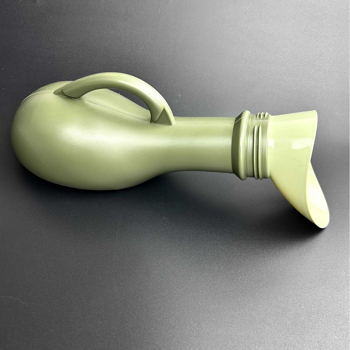 Draagbare urinaal fles uniseks 1L, lekdichte plasfles met vrouwelijke trechter, schroefdop urinecontainer voor mannen vrouwen, reizen kamperen noodgeval（Lichtgroen）