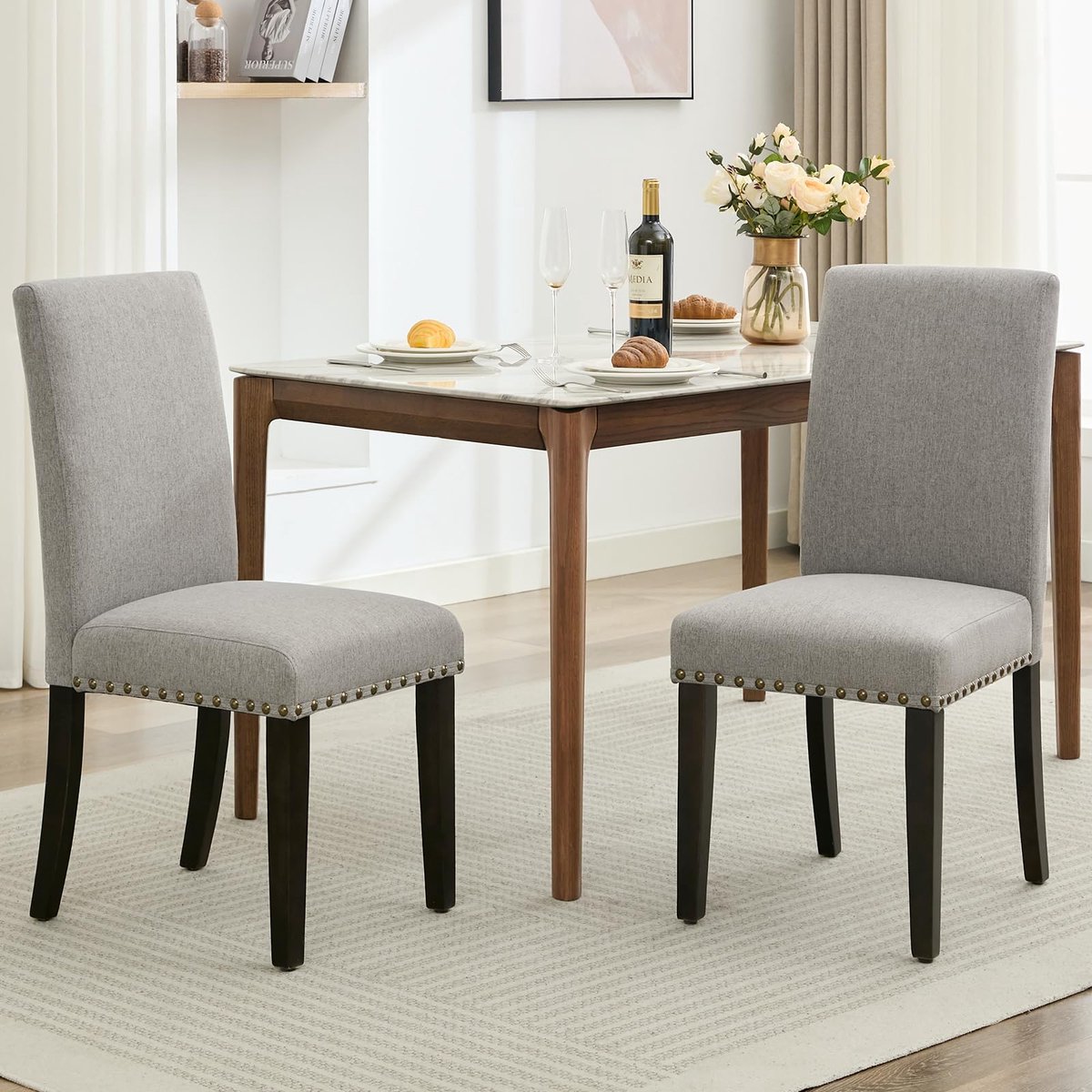 Triumpunpre - Set van 2 Gestoffeerde Eetkamerstoelen - Linnenlook Bekleding - Stevige Houten Poten - Grijs Klinknagels