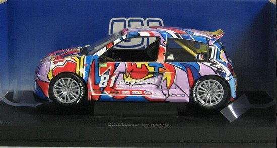 1/18 universal hobbies renault clio sport trophy v6 1/18 universal hobbies renault clio sport trophy v6