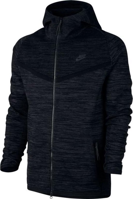 nike tech knit