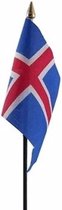 IJsland mini vlaggetje op stok 10 x 15 cm