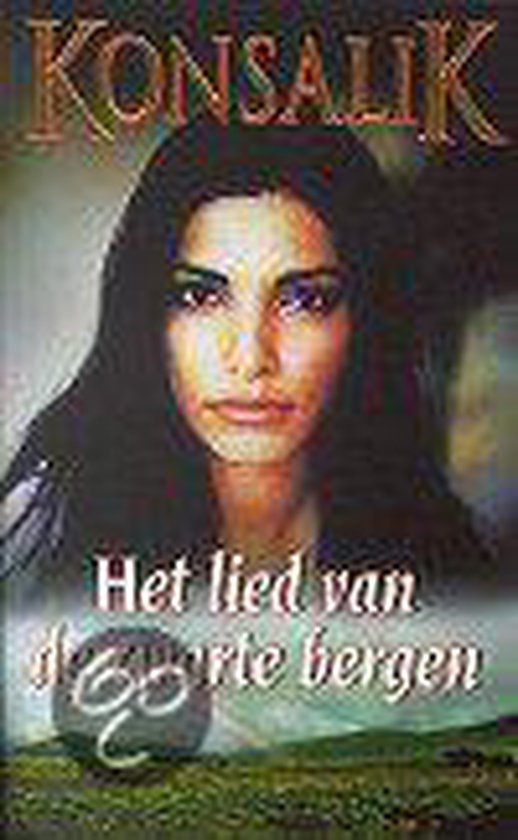 Boekomslag "Het lied van de zwarte bergen" met een portret van een vrouw met lang, donker haar en dramatische make-up.