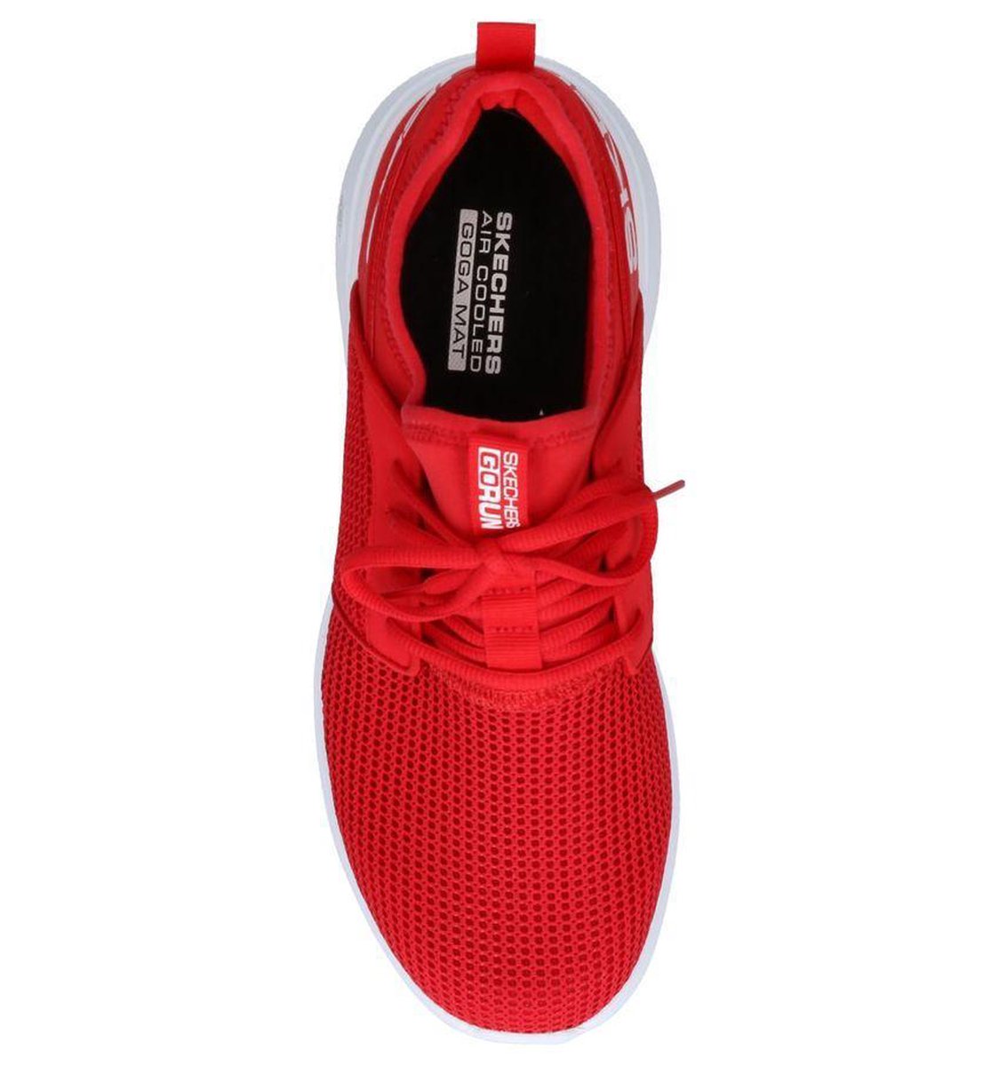 Rode Sneakers Skechers Mat |