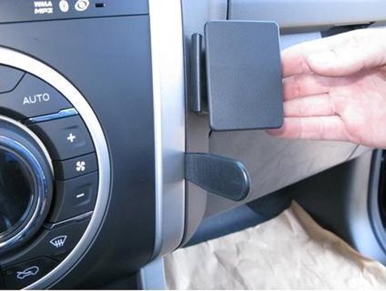Brodit ProClip houder geschikt voor Isuzu D-Max 2012-2020 Angled mount