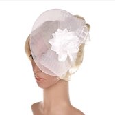 Moderne Witte Fascinator | Bruid - Bruidsmeid - Bruidsmeisje - Drag Queen | Haarband Veren - | Feest - Gelegenheid - Bruiloft - Kerst - Gala - Communie - |