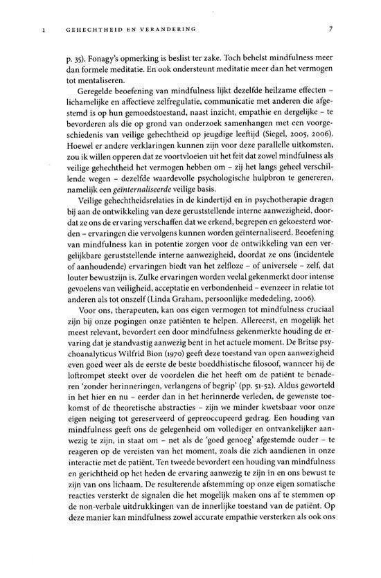 Pagina met tekst over gehechtheid en mindfulness.
