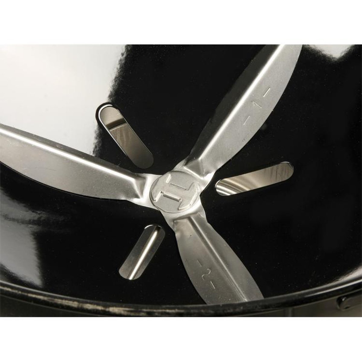 Weber Original Kettle Premium Charcoal Barbecue - Ø 57 cm Black