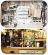 CUTE ROOM – Miniatuur Poppenhuis Bouwpakket in Tinnen Doos – Box Theater Oude Tijd Trilogie Serie – 4005 In a Happy Corner