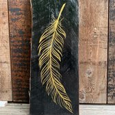 Gouden veer op zwarte plank - 100% handgeschilderd - 40x15 cm - schilderij op hout- YM-art